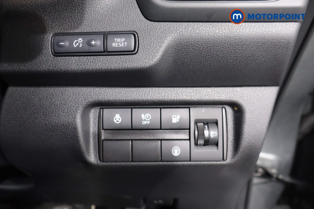Nissan Leaf N-Connecta Automatic Electric Hatchback - Stock Number (1566937) - 20th supplementary image