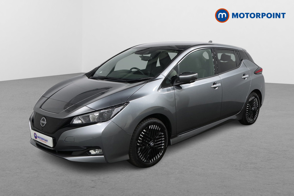 Nissan Leaf N-Connecta Automatic Electric Hatchback - Stock Number (1566937) - Passenger side front corner