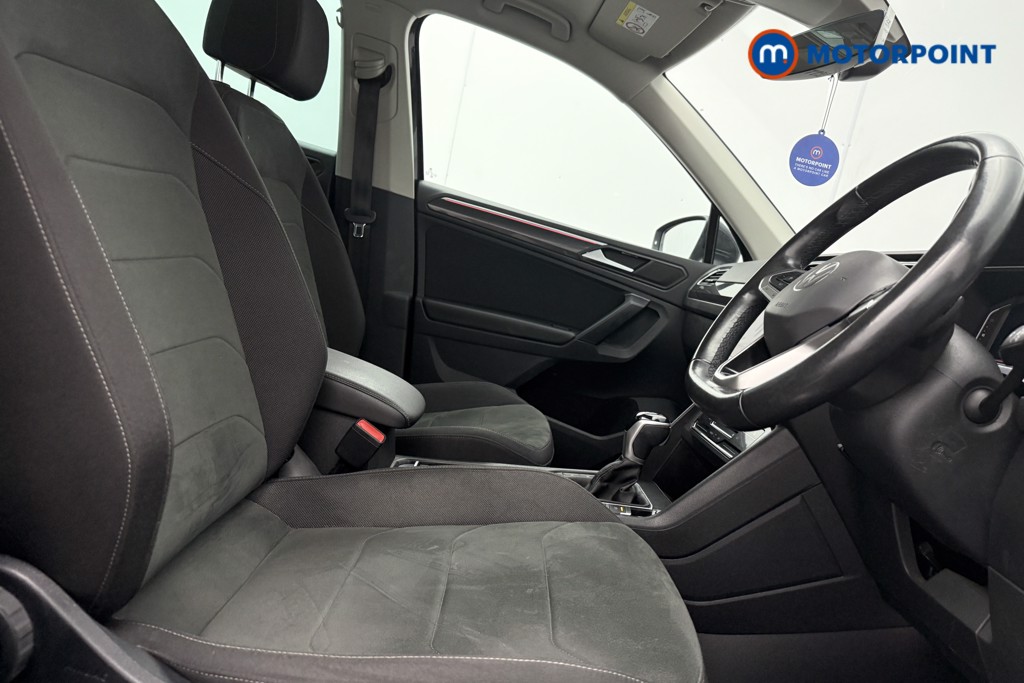 Volkswagen Tiguan Elegance Automatic Petrol SUV - Stock Number (1566992) - 8th supplementary image