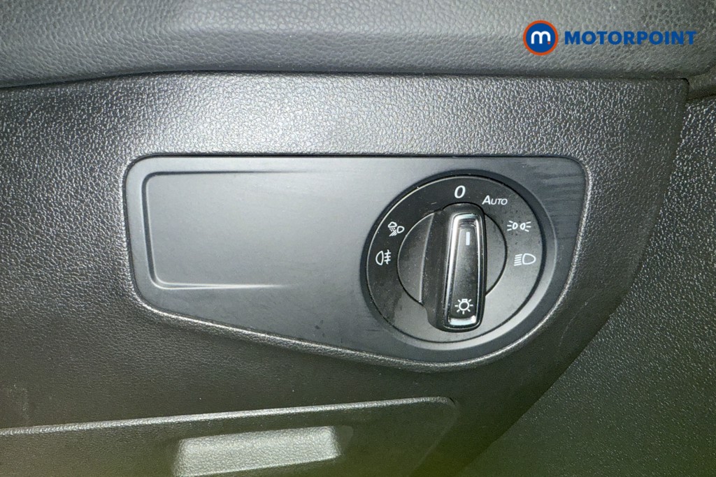 Volkswagen Tiguan Elegance Automatic Petrol SUV - Stock Number (1566992) - 17th supplementary image