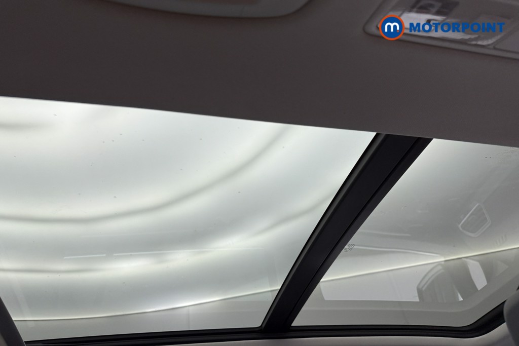 Volkswagen Tiguan Elegance Automatic Petrol SUV - Stock Number (1566992) - 22nd supplementary image