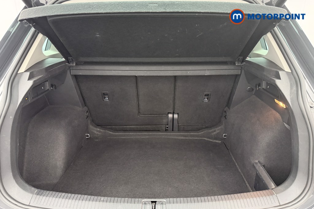 Volkswagen Tiguan Elegance Automatic Petrol SUV - Stock Number (1566992) - 24th supplementary image
