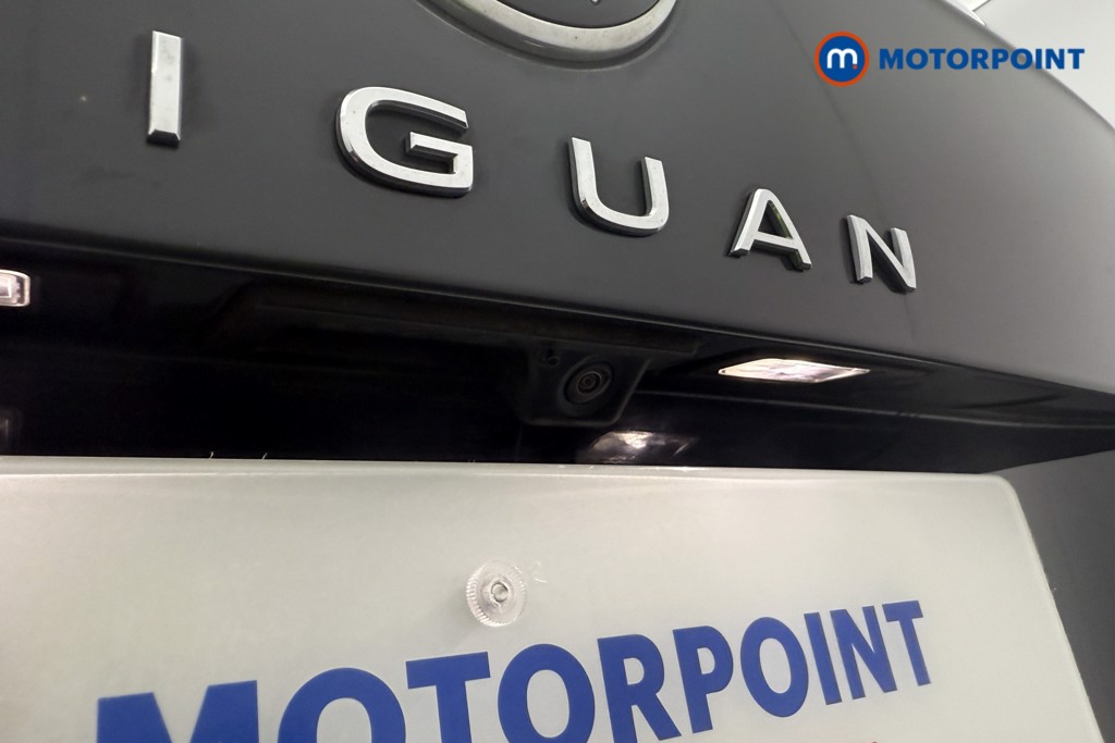 Volkswagen Tiguan Elegance Automatic Petrol SUV - Stock Number (1566992) - 30th supplementary image