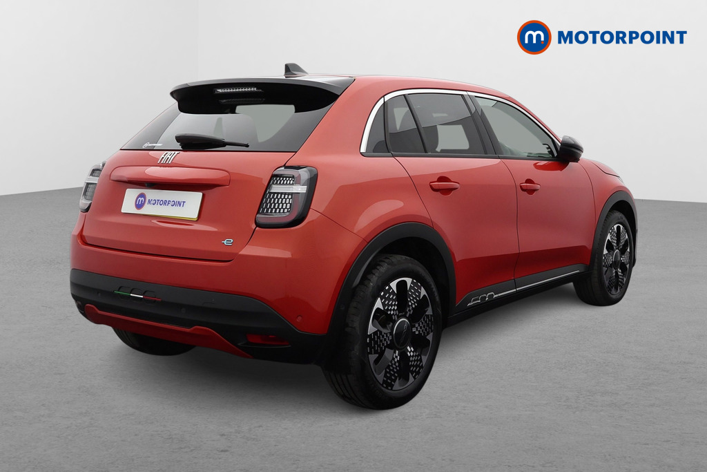Fiat 600 La Prima Automatic Electric SUV - Stock Number (1567007) - Drivers side rear corner