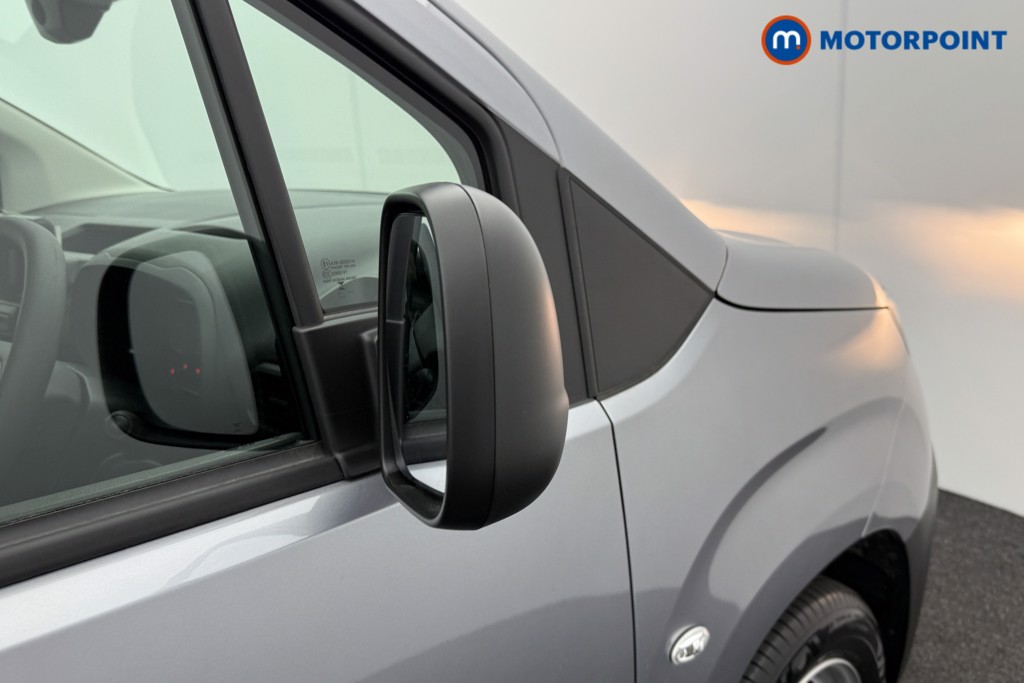 Vauxhall Combo Cargo Prime Manual Diesel Crew Bus - Stock Number (1567049) - 13th supplementary image
