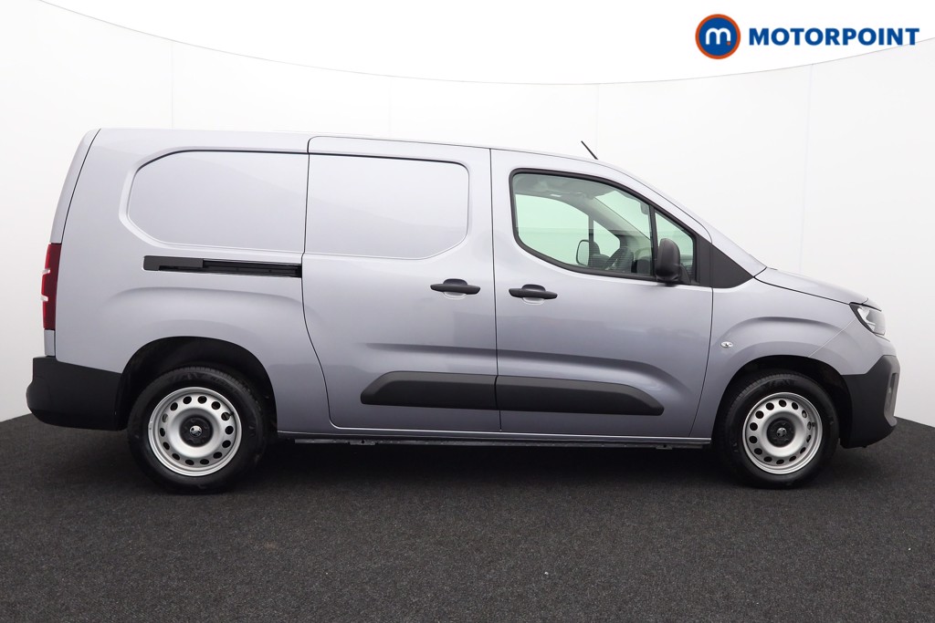 Vauxhall Combo Cargo Prime Manual Diesel Crew Bus - Stock Number (1567049) - Drivers side