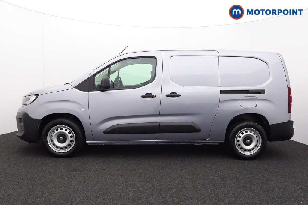 Vauxhall Combo Cargo Prime Manual Diesel Crew Bus - Stock Number (1567049) - Passenger side