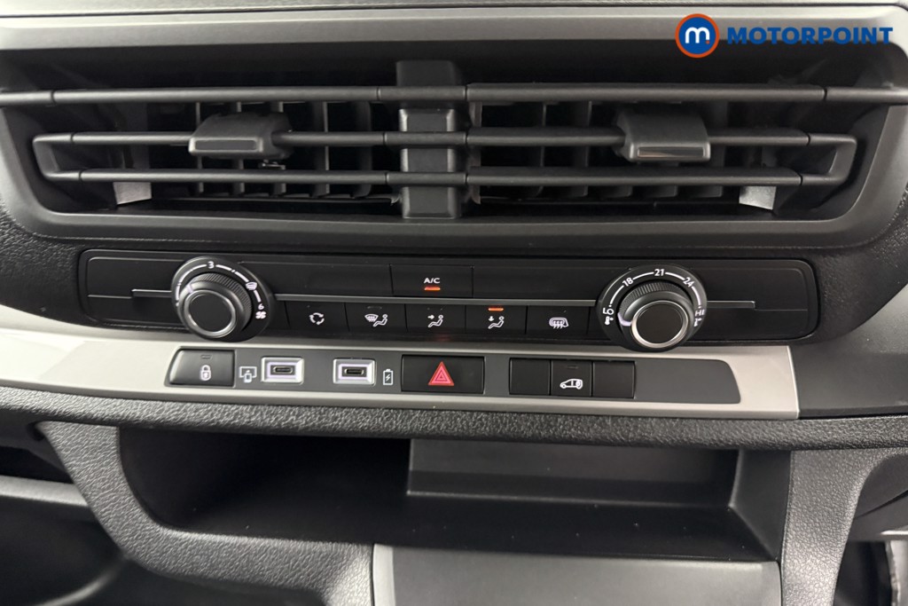 Vauxhall Vivaro PRO Manual Diesel Panel Van - Stock Number (1567157) - 10th supplementary image