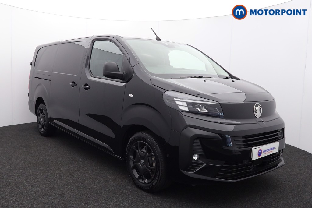Vauxhall Vivaro PRO Manual Diesel Panel Van - Stock Number (1567157) - Drivers side front corner