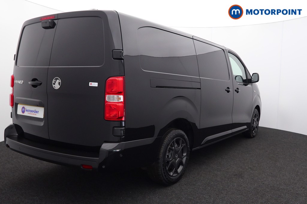 Vauxhall Vivaro PRO Manual Diesel Panel Van - Stock Number (1567157) - Drivers side rear corner