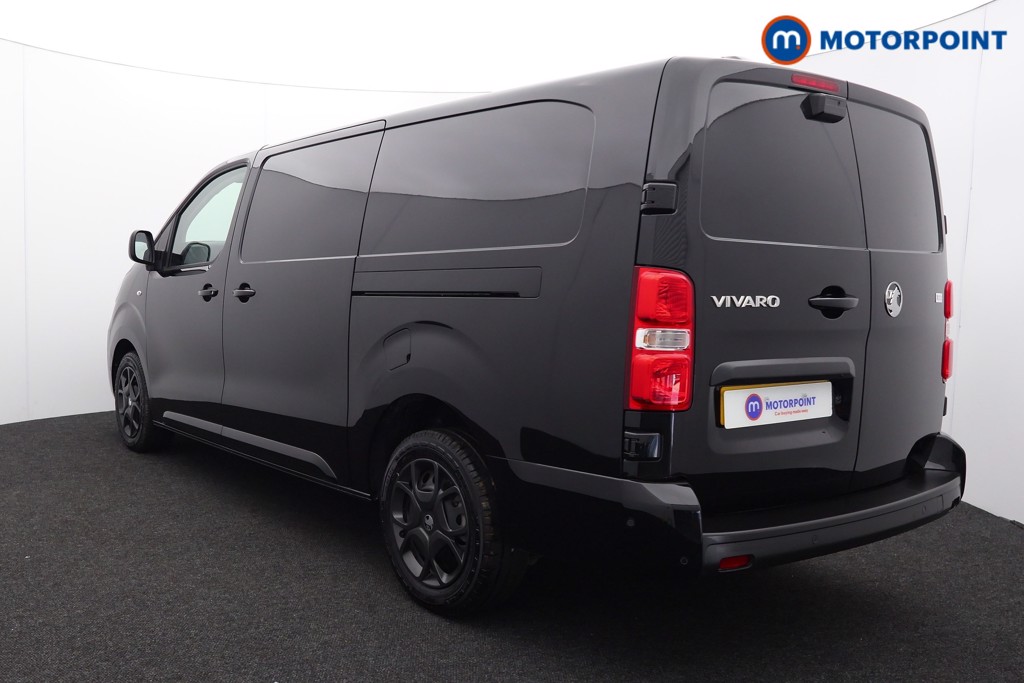 Vauxhall Vivaro PRO Manual Diesel Panel Van - Stock Number (1567157) - Passenger side rear corner