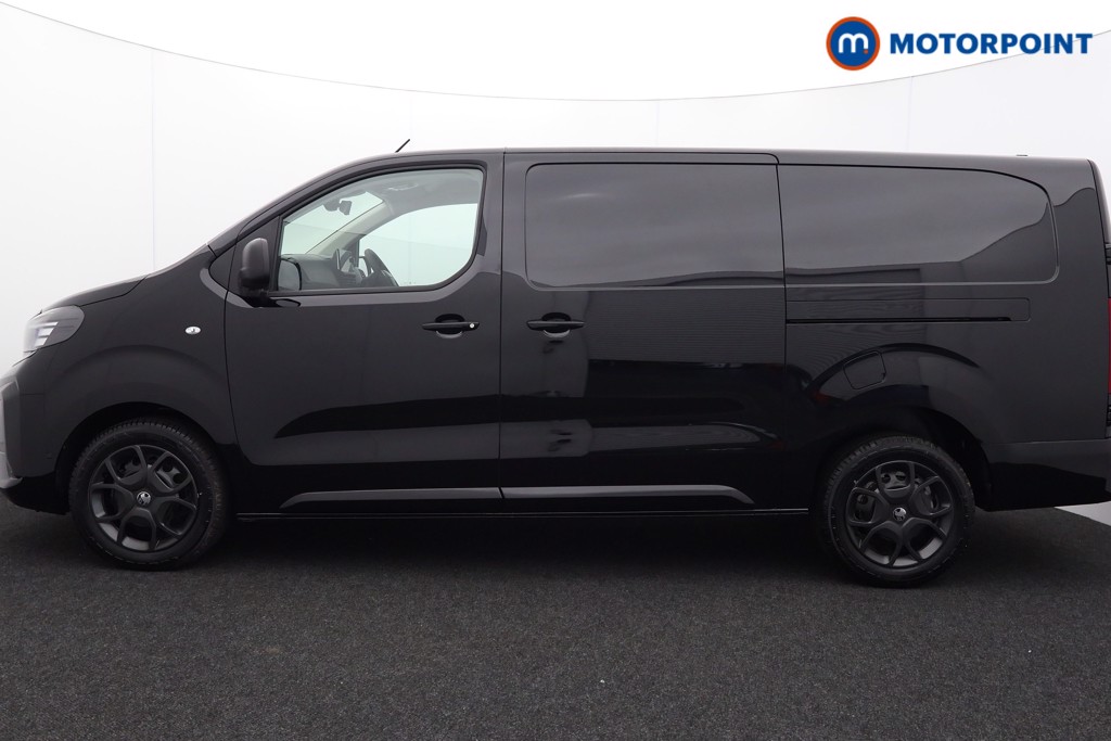 Vauxhall Vivaro PRO Manual Diesel Panel Van - Stock Number (1567157) - Passenger side