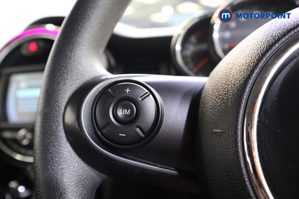 Mini Hatchback Cooper Manual Petrol Hatchback - Stock Number (1567348) - 4th supplementary image