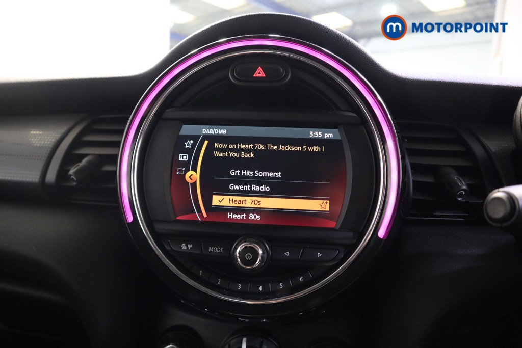 Mini Hatchback Cooper Manual Petrol Hatchback - Stock Number (1567348) - 7th supplementary image