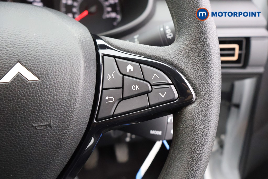 Dacia Sandero Stepway Essential Manual Petrol Hatchback - Stock Number (1567480) - 3rd supplementary image