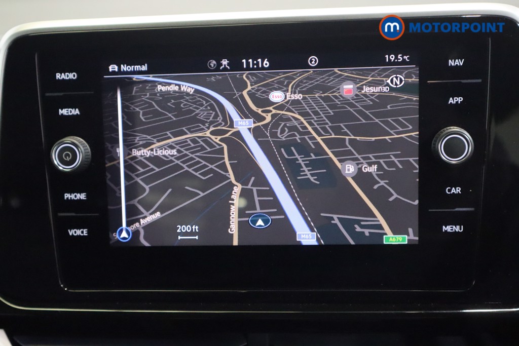 Volkswagen T-Roc R-Line Automatic Diesel SUV - Stock Number (1567788) - 2nd supplementary image