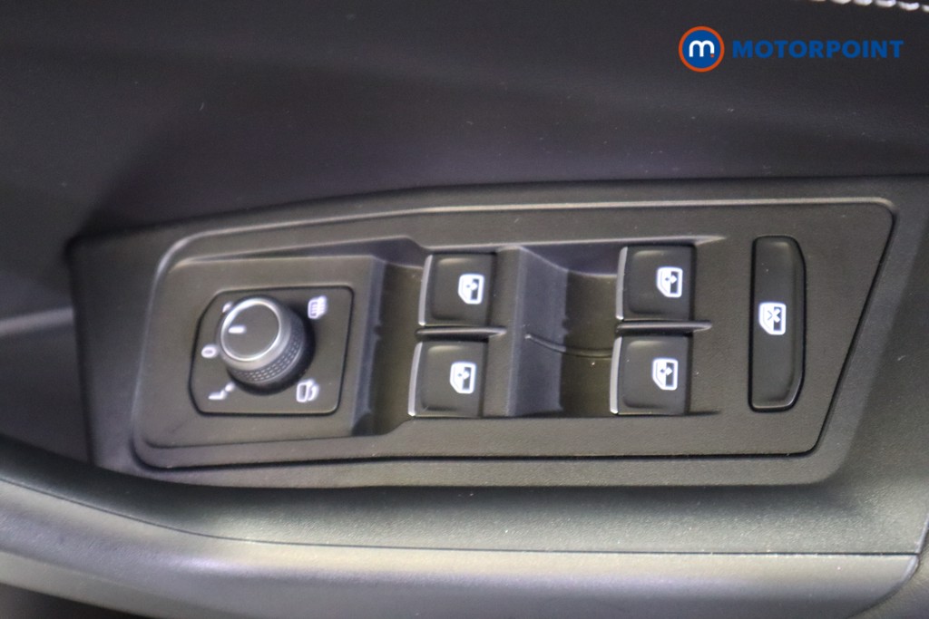 Volkswagen T-Roc R-Line Automatic Diesel SUV - Stock Number (1567788) - 15th supplementary image