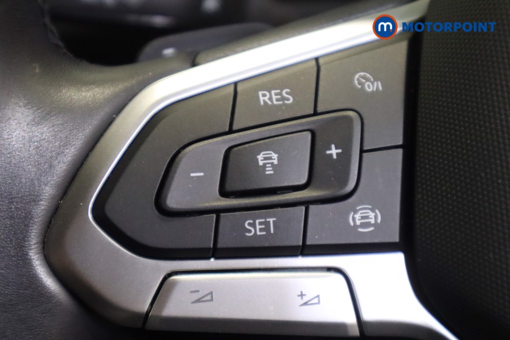 Volkswagen T-Roc R-Line Automatic Diesel SUV - Stock Number (1567788) - 17th supplementary image
