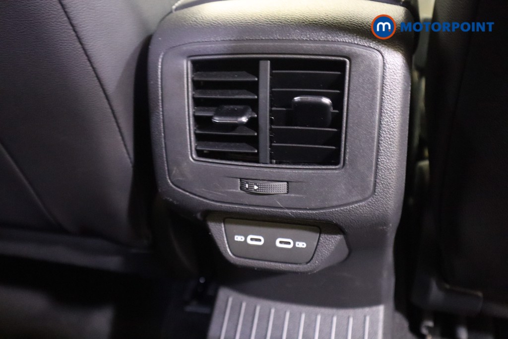 Volkswagen T-Roc R-Line Automatic Diesel SUV - Stock Number (1567788) - 26th supplementary image