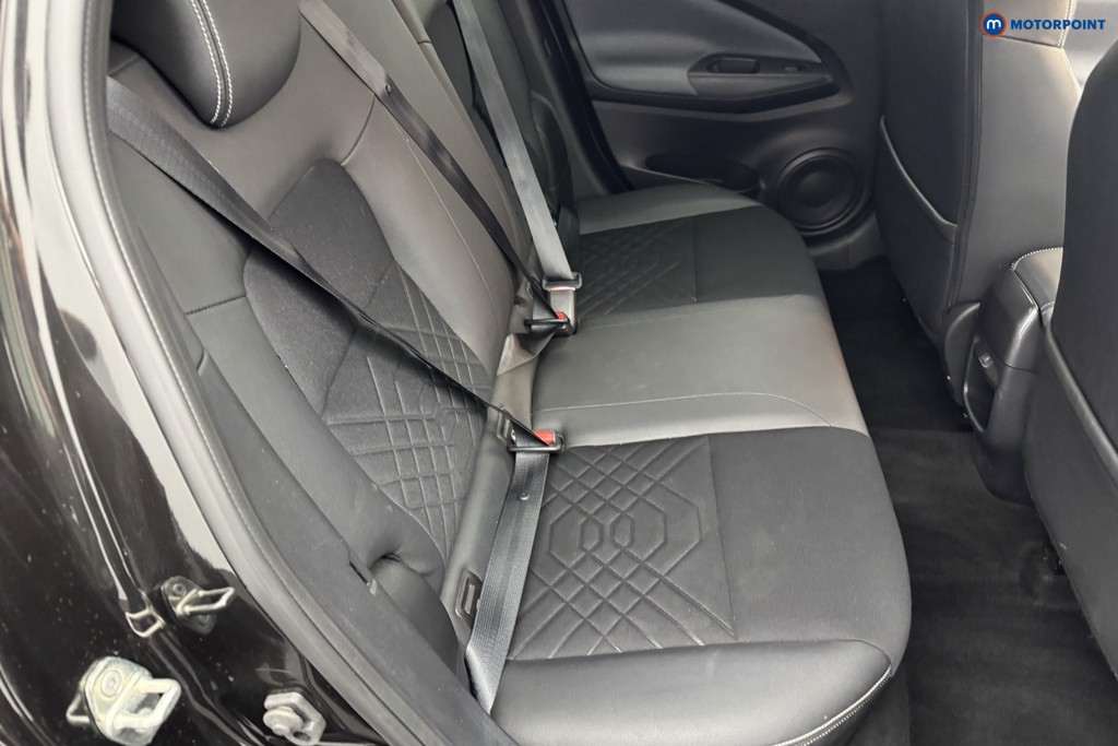 Nissan Juke Tekna Manual Petrol SUV - Stock Number (1568107) - 4th supplementary image