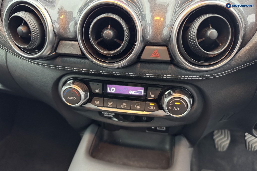 Nissan Juke Tekna Manual Petrol SUV - Stock Number (1568107) - 18th supplementary image
