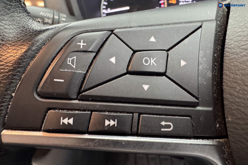 Nissan Juke Tekna Manual Petrol SUV - Stock Number (1568107) - 20th supplementary image