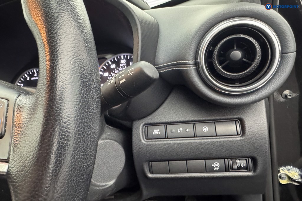 Nissan Juke Tekna Manual Petrol SUV - Stock Number (1568107) - 22nd supplementary image