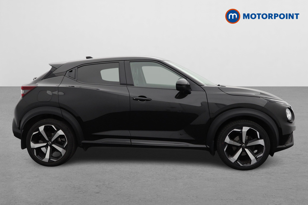 Nissan Juke Tekna Manual Petrol SUV - Stock Number (1568107) - Drivers side