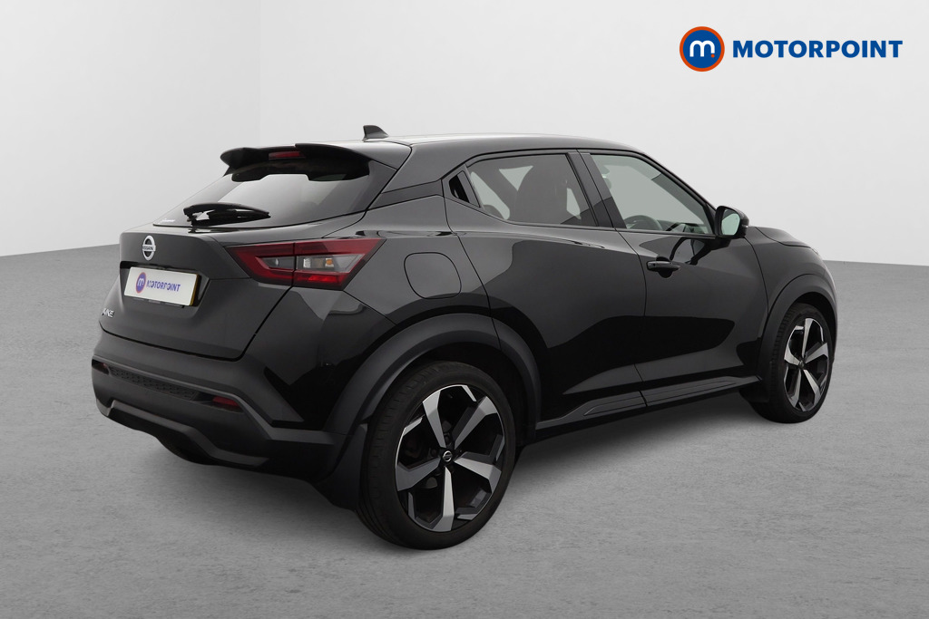 Nissan Juke Tekna Manual Petrol SUV - Stock Number (1568107) - Drivers side rear corner