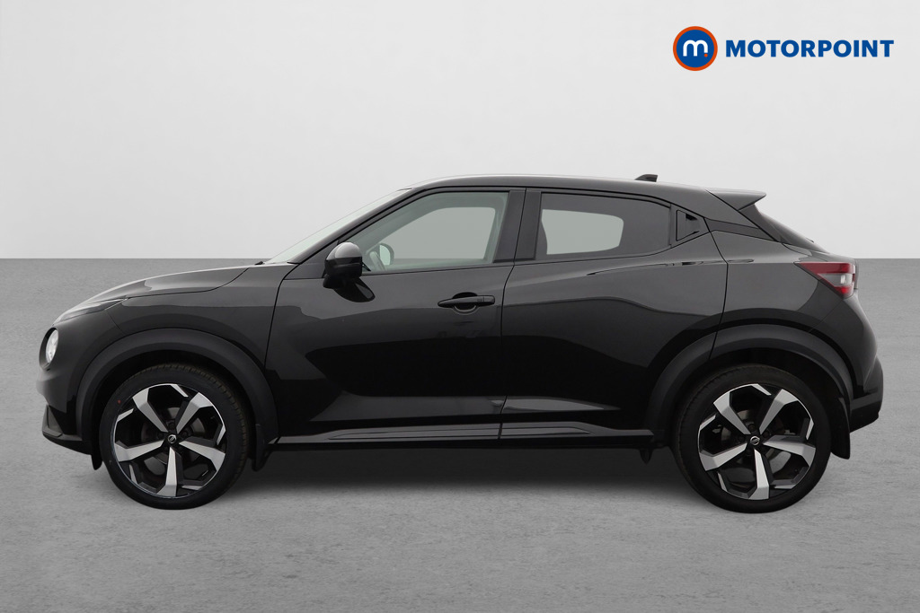 Nissan Juke Tekna Manual Petrol SUV - Stock Number (1568107) - Passenger side