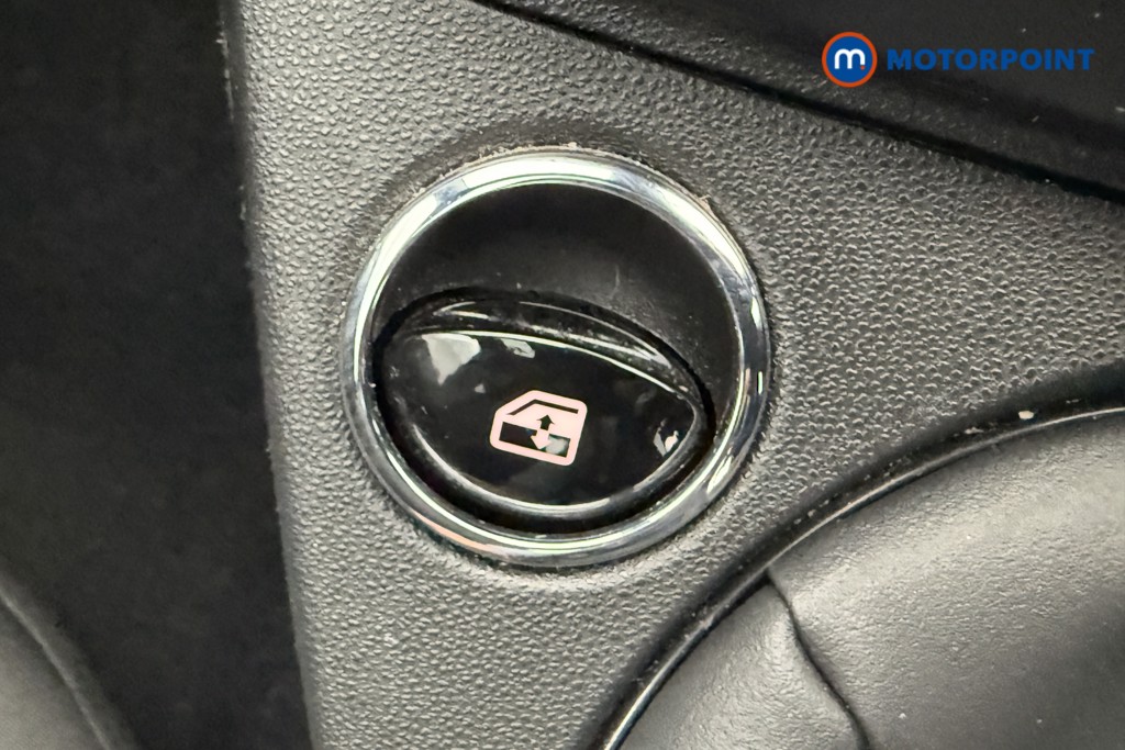Fiat 500 1.0 Mild Hybrid 3Dr Manual Petrol-Electric Hybrid Hatchback - Stock Number (1568193) - 9th supplementary image
