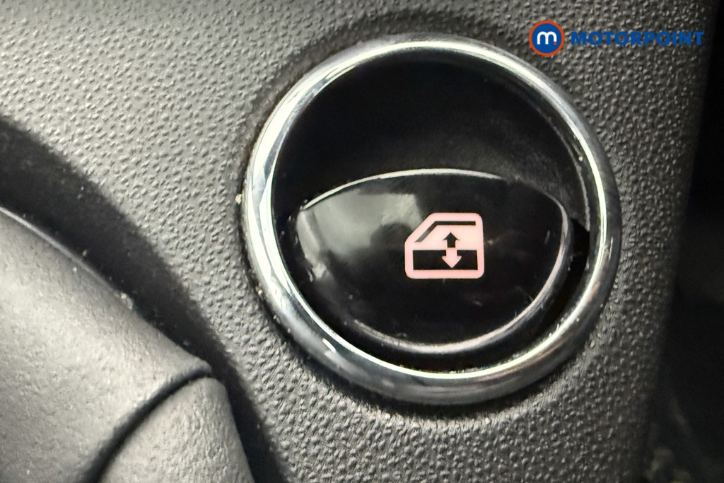Fiat 500 1.0 Mild Hybrid 3Dr Manual Petrol-Electric Hybrid Hatchback - Stock Number (1568193) - 10th supplementary image