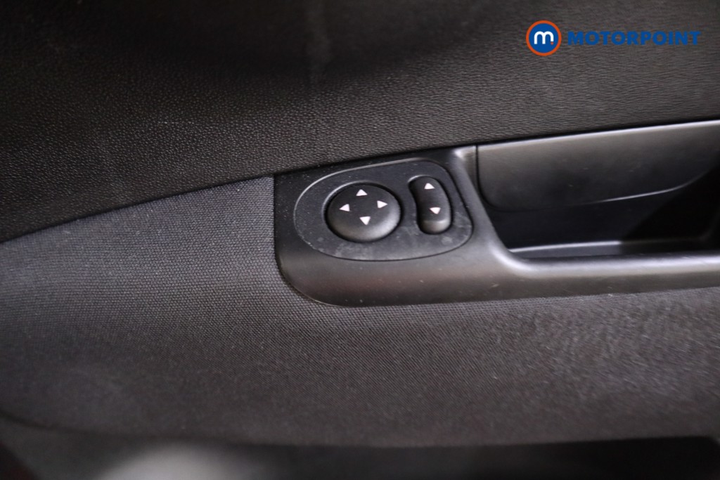 Fiat 500 1.0 Mild Hybrid 3Dr Manual Petrol Hatchback - Stock Number (1568202) - 8th supplementary image
