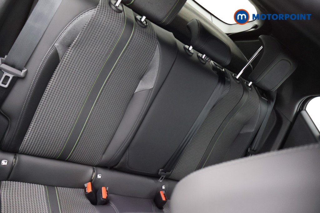 Peugeot 2008 GT Manual Petrol SUV - Stock Number (1568354) - 11th supplementary image