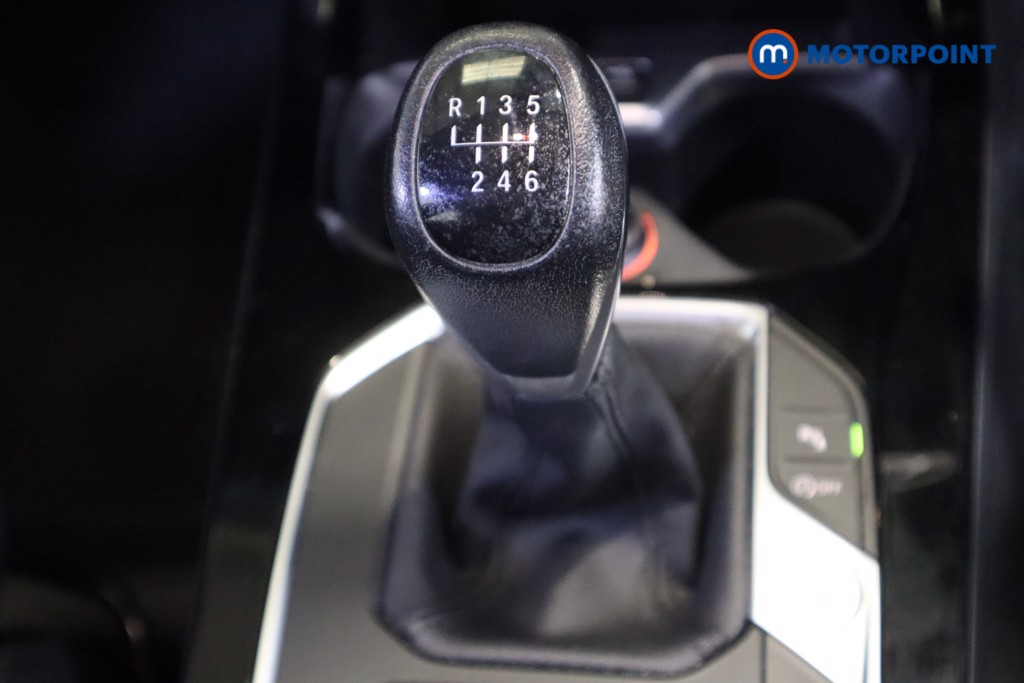 BMW 1 Series Sport Manual Petrol Hatchback - Stock Number (1568376) - 5th supplementary image