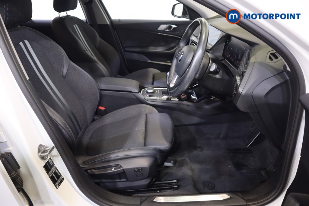 BMW 1 Series Sport Manual Petrol Hatchback - Stock Number (1568376) - 6th supplementary image