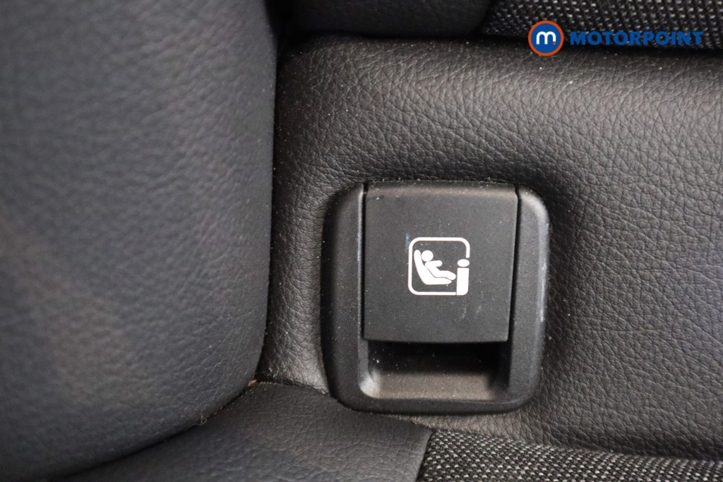 BMW 1 Series Sport Manual Petrol Hatchback - Stock Number (1568376) - 26th supplementary image