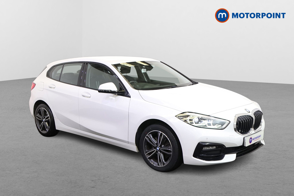 BMW 1 Series Sport Manual Petrol Hatchback - Stock Number (1568376) - Drivers side front corner