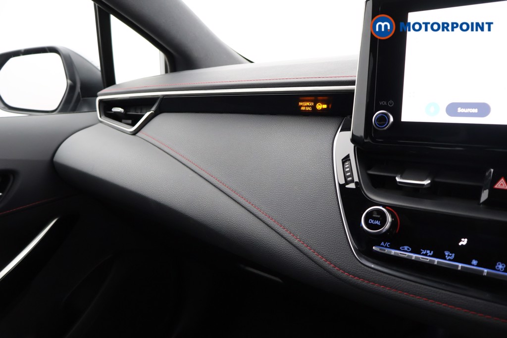 Toyota Corolla Excel Automatic Petrol-Electric Hybrid Estate - Stock Number (1568472) - 6th supplementary image