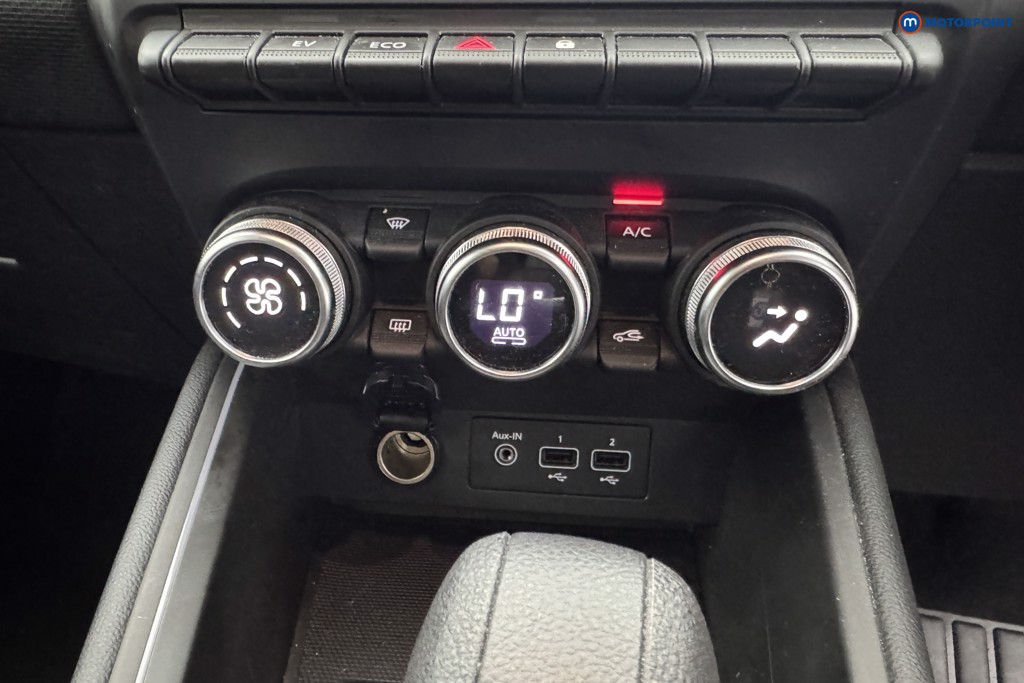 Renault Clio Evolution Automatic Petrol-Electric Hybrid Hatchback - Stock Number (1568808) - 16th supplementary image
