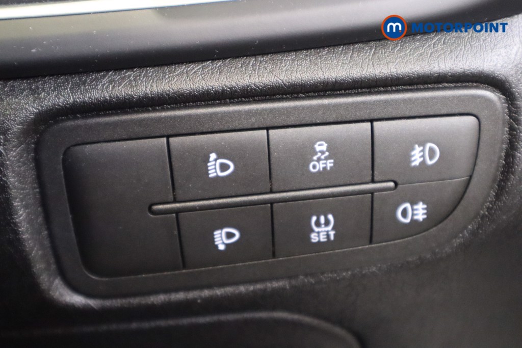 Fiat Tipo Cross 1.0 5Dr Manual Petrol Hatchback - Stock Number (1569077) - 17th supplementary image