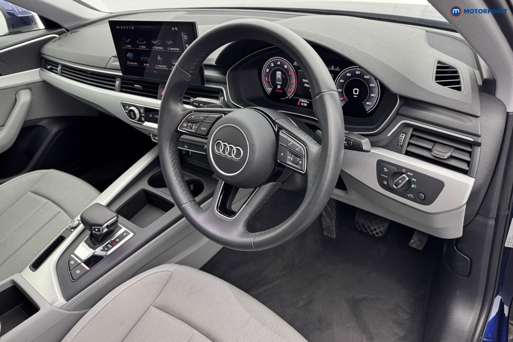 Audi A4 Technik Automatic Petrol Saloon - Stock Number (1569630) - 7th supplementary image