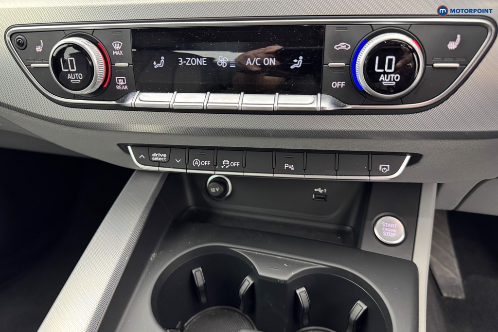 Audi A4 Technik Automatic Petrol Saloon - Stock Number (1569630) - 17th supplementary image