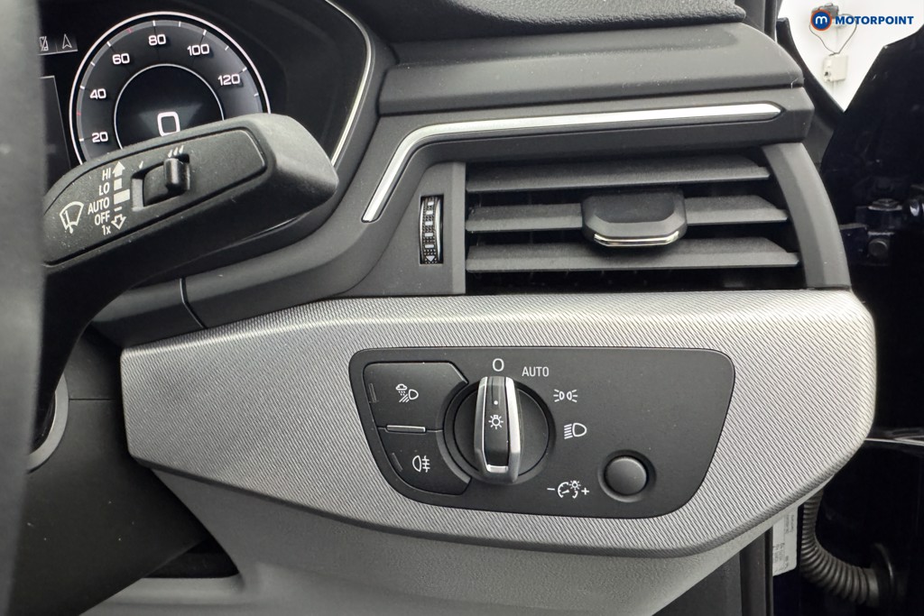 Audi A4 Technik Automatic Petrol Saloon - Stock Number (1569630) - 21st supplementary image