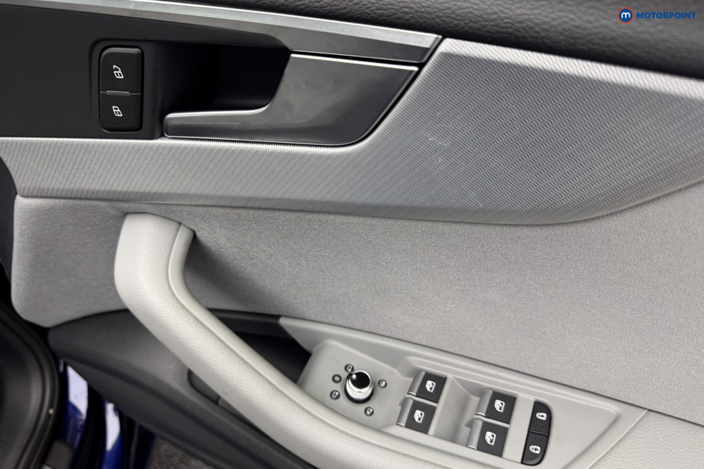 Audi A4 Technik Automatic Petrol Saloon - Stock Number (1569630) - 23rd supplementary image