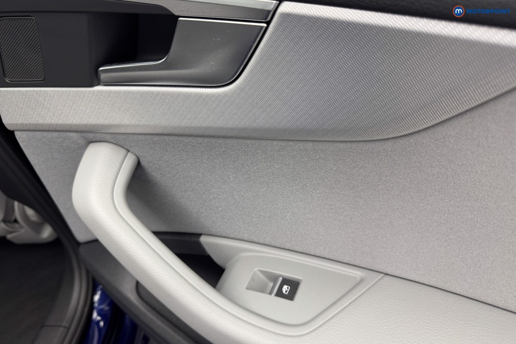 Audi A4 Technik Automatic Petrol Saloon - Stock Number (1569630) - 25th supplementary image