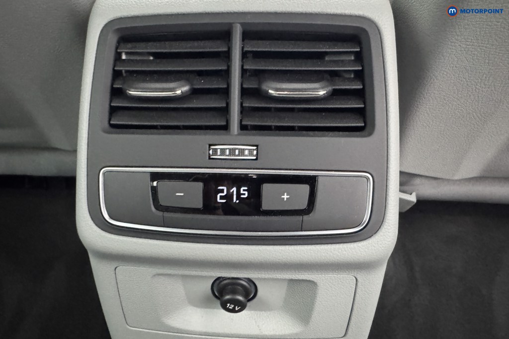 Audi A4 Technik Automatic Petrol Saloon - Stock Number (1569630) - 26th supplementary image