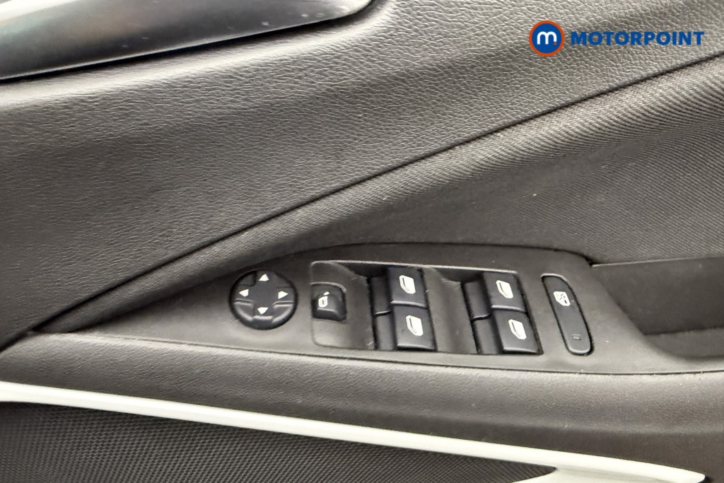 Vauxhall Crossland X Griffin Manual Petrol SUV - Stock Number (1569707) - 13th supplementary image
