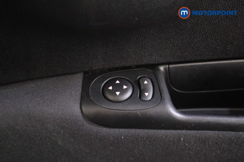 Fiat 500 1.0 Mild Hybrid 3Dr Manual Petrol-Electric Hybrid Hatchback - Stock Number (1569753) - 9th supplementary image