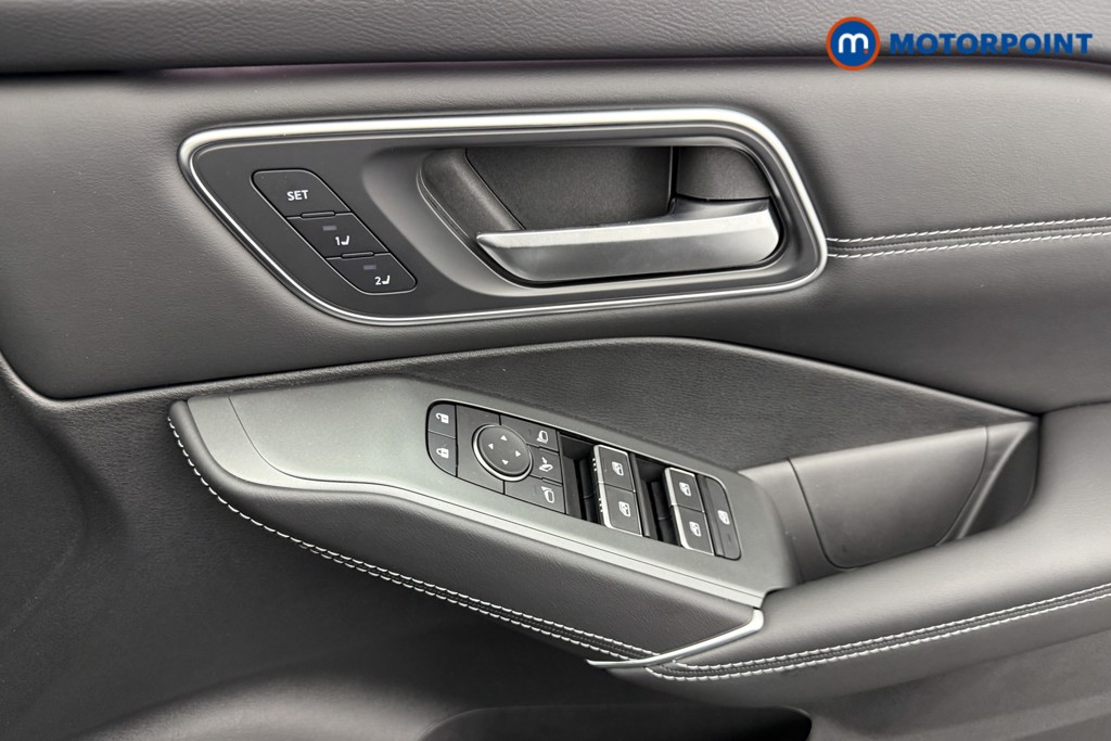 Nissan Qashqai Tekna Automatic Petrol SUV - Stock Number (1569882) - 15th supplementary image